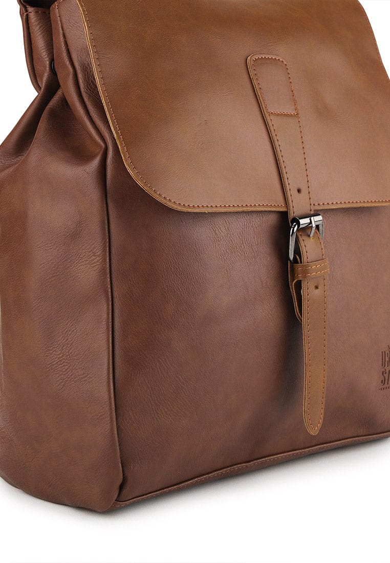 Distressed Leather Hunter Backpack - Camel