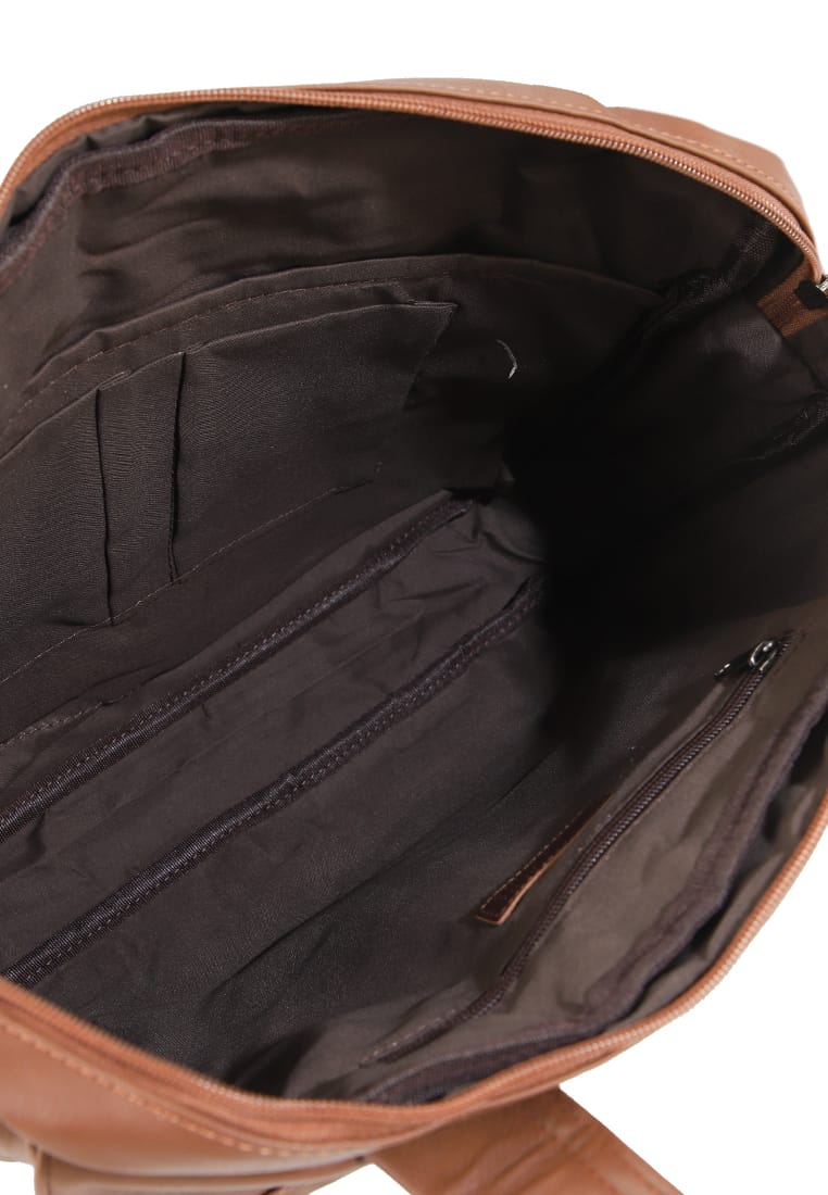 Distressed Leather Executive Brief Messenger Bag - Camel