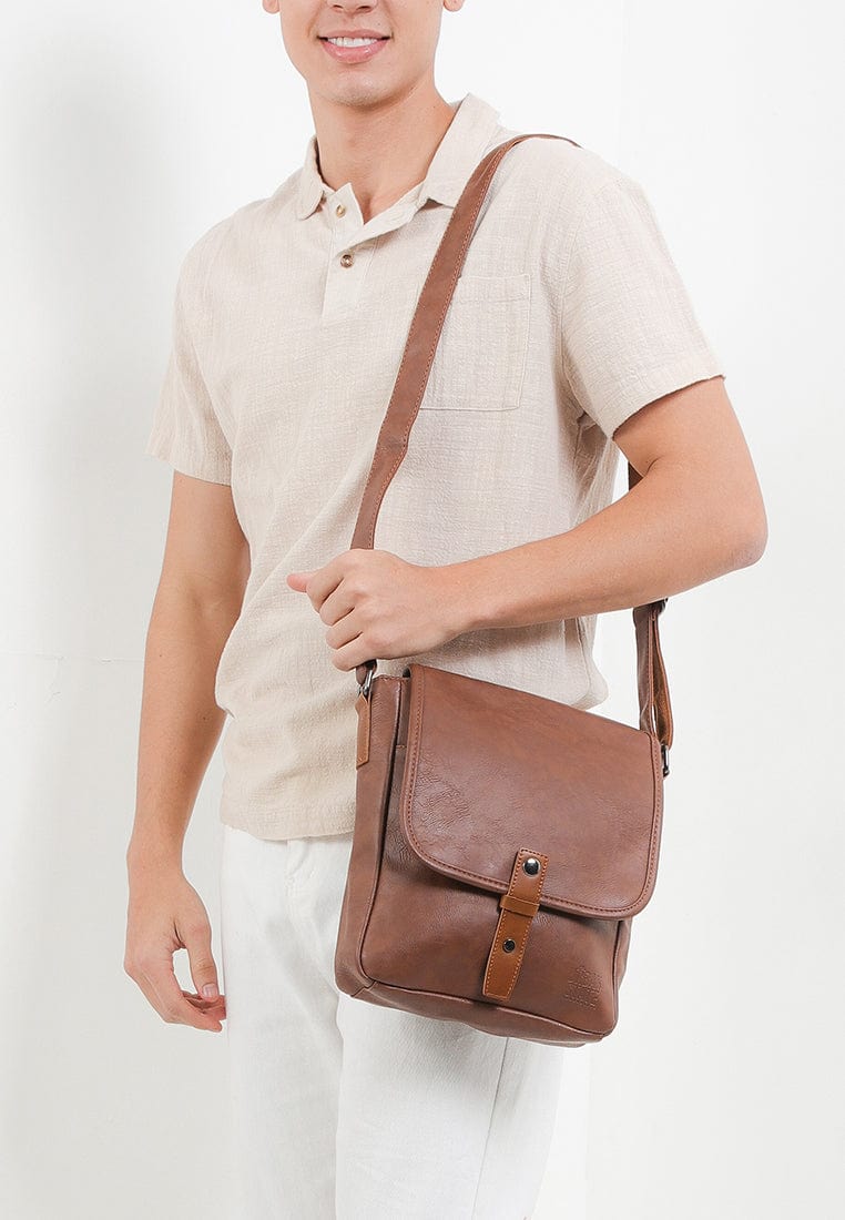 Distressed Leather Hunter Crossbody Bag - Camel