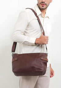 Distressed Leather Relay Crossbody Clutch - Dark Brown