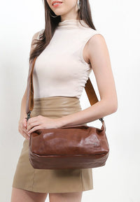 Distressed Leather Hitch Crossbody Bag - Camel