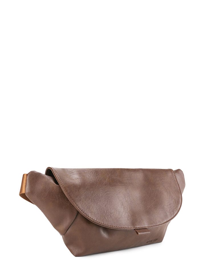 Distressed Leather Rogue Belt Bag - Camel