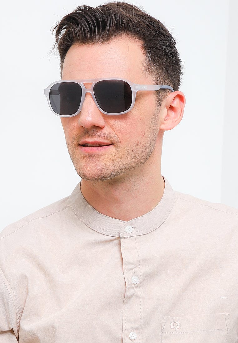 Polarized Plastic Frame Browline Square Sunglasses - Black Clear