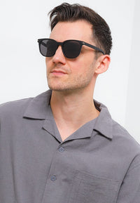 Polarized Plastic Frame Navigator Square Sunglasses - Black Matte