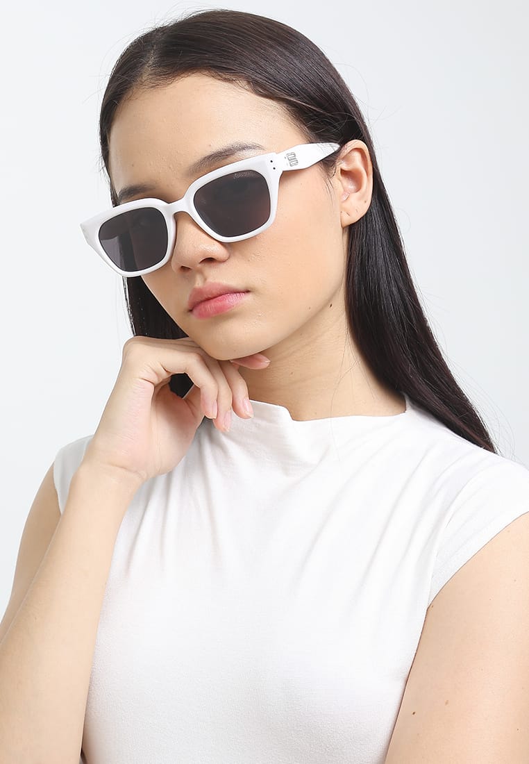 Polarized Brixton Sculpted Frame Sunglasses - Black White