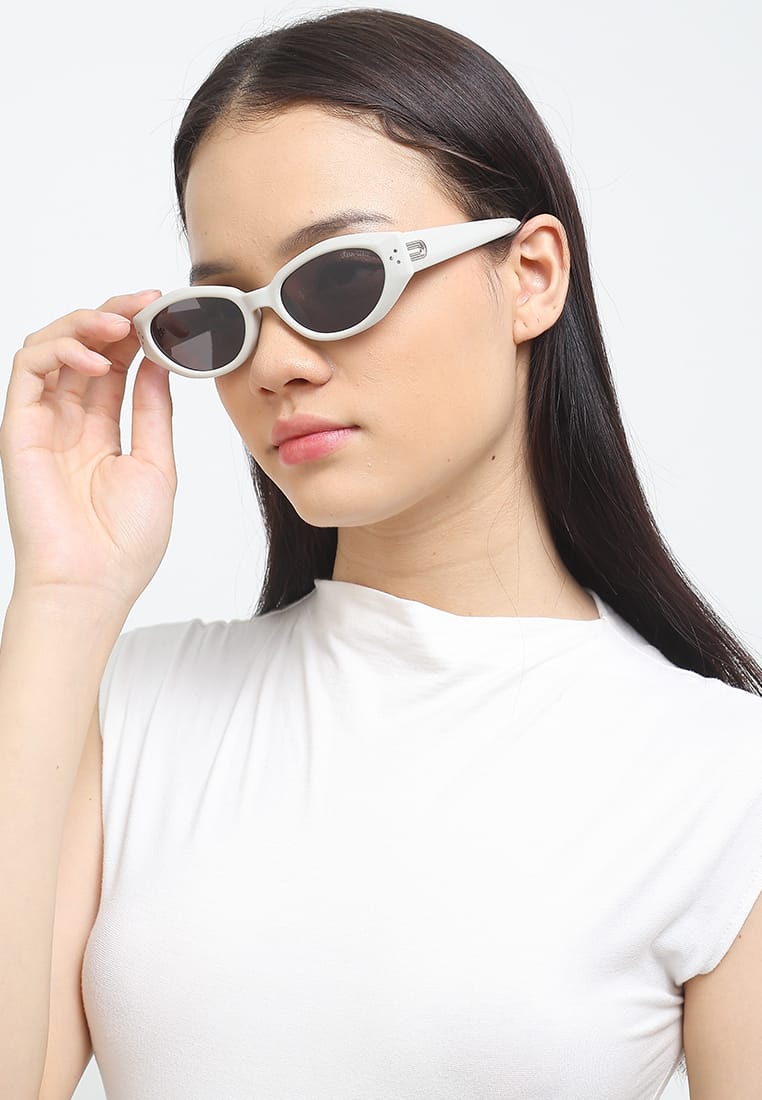 Polarized Blair Cateye Frame Sunglasses - Black White
