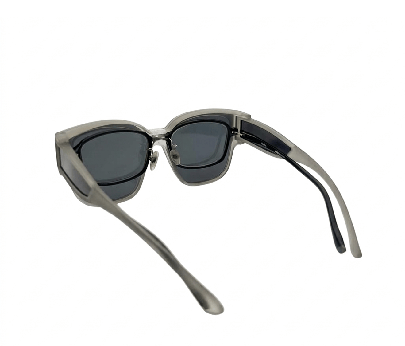 Polarized Shift Clip-On Square Frame Sunglasses - Black Grey